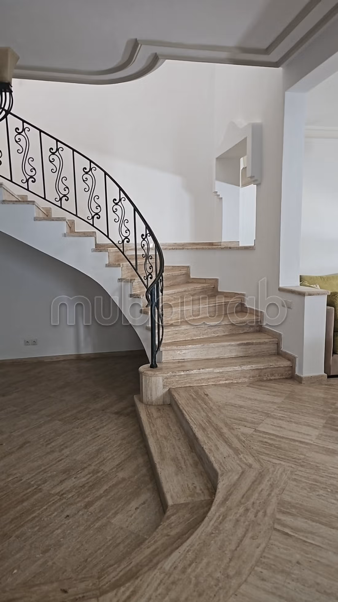 Location empty villa with swimming pool in Ain Diab