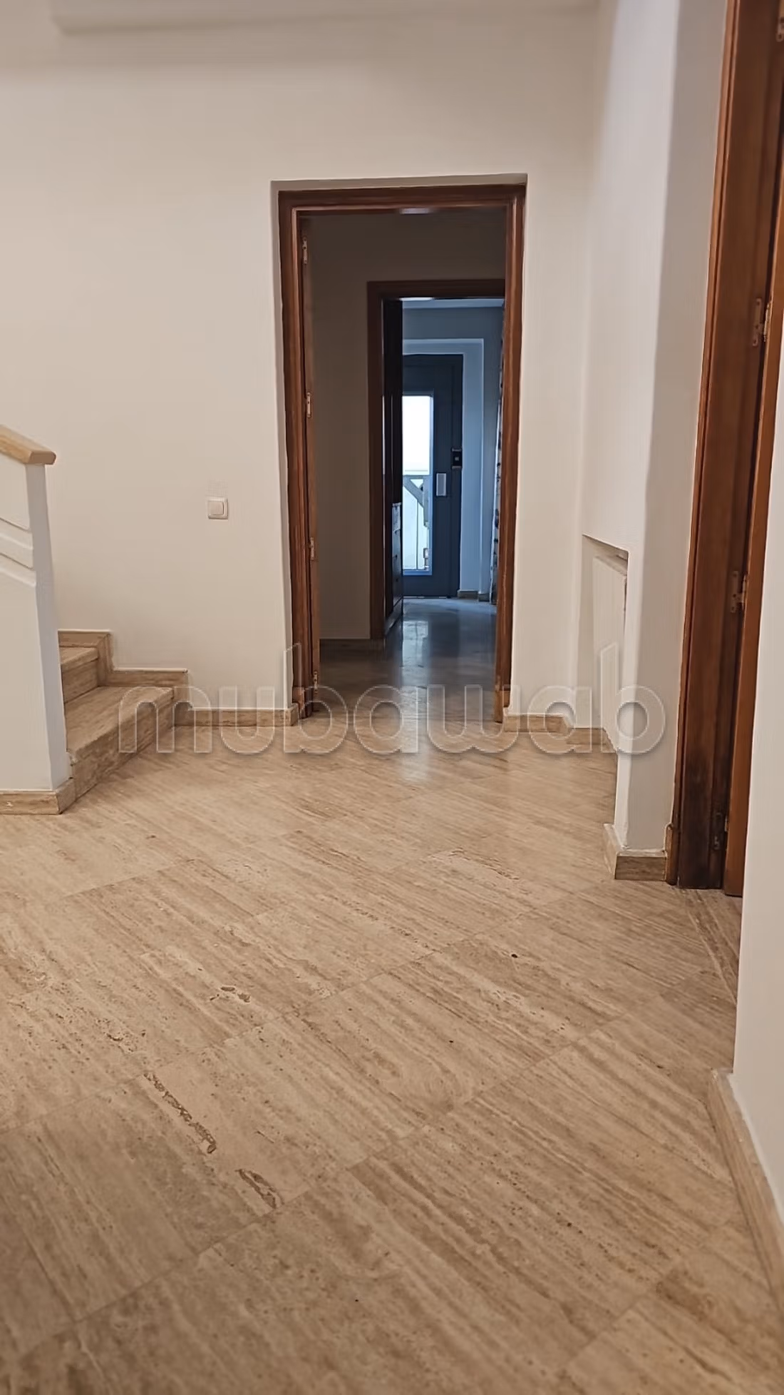 Location empty villa with swimming pool in Ain Diab
