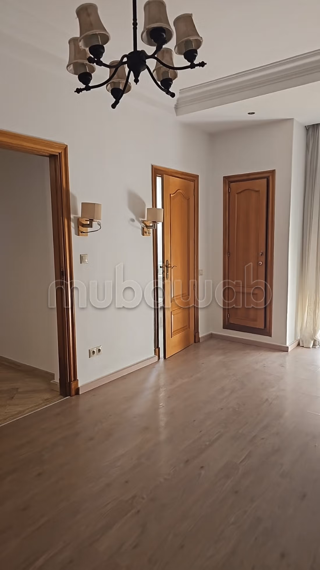Location empty villa with swimming pool in Ain Diab
