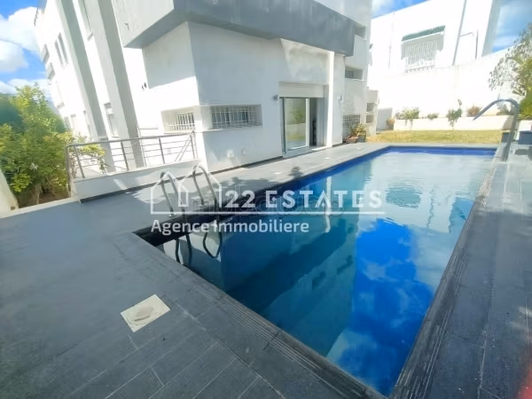 Villa S6 avec piscine au cœur de la Marsa