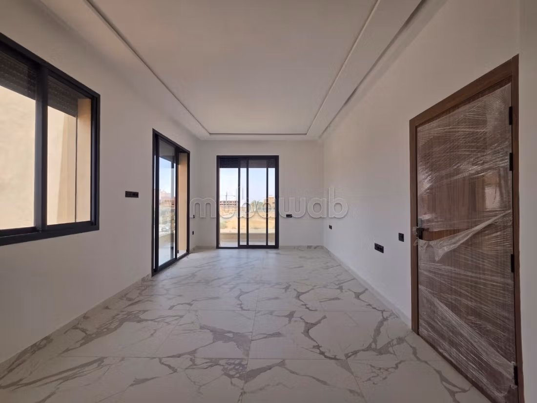 A vendre magnifique villa route d'amzmiz 
8km/kech