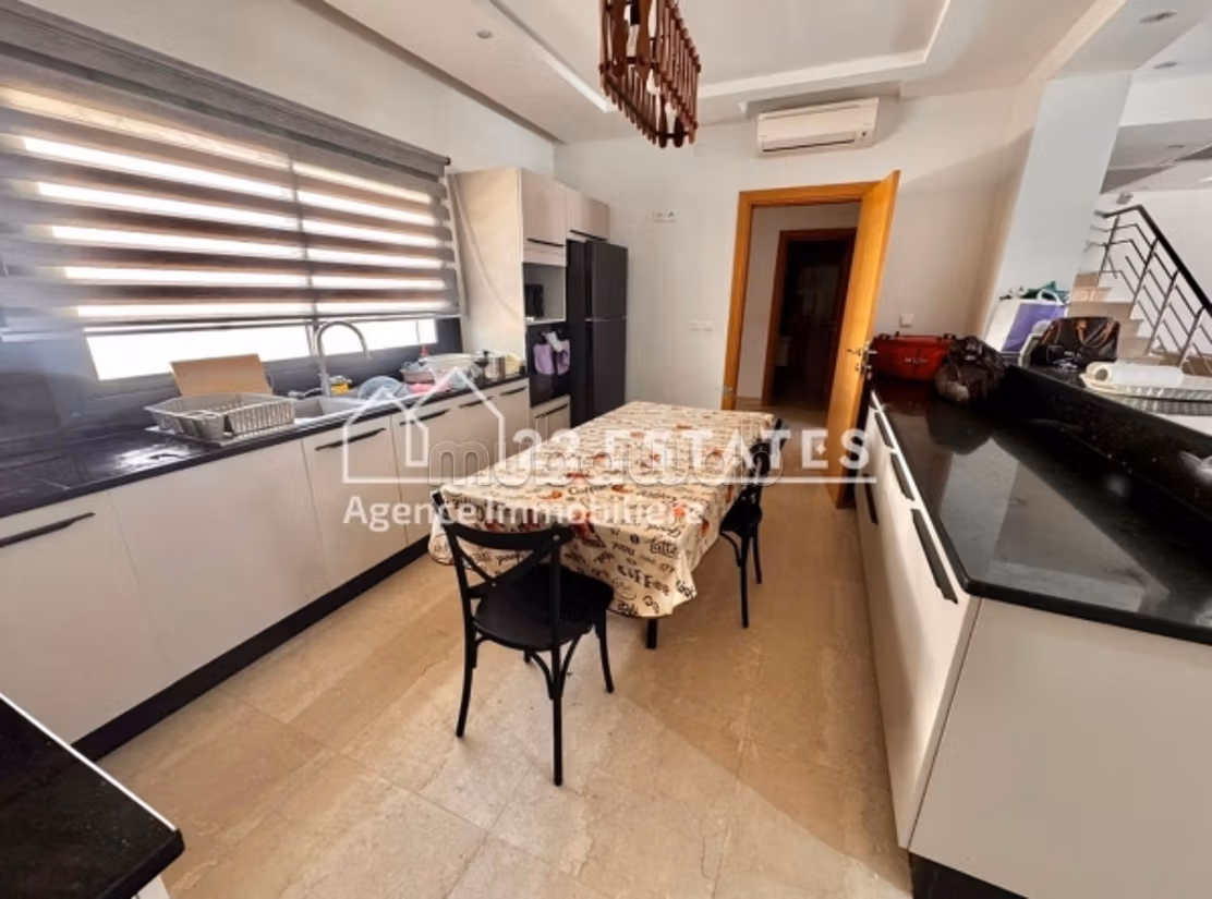 Villa bifamiliare S4 a Gammarth