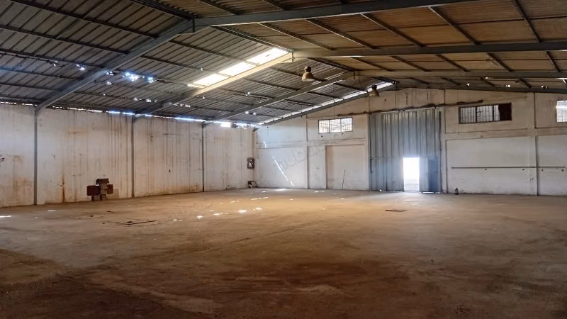 Local industriel à louer sur LOTISSEMENT AL WAHDA