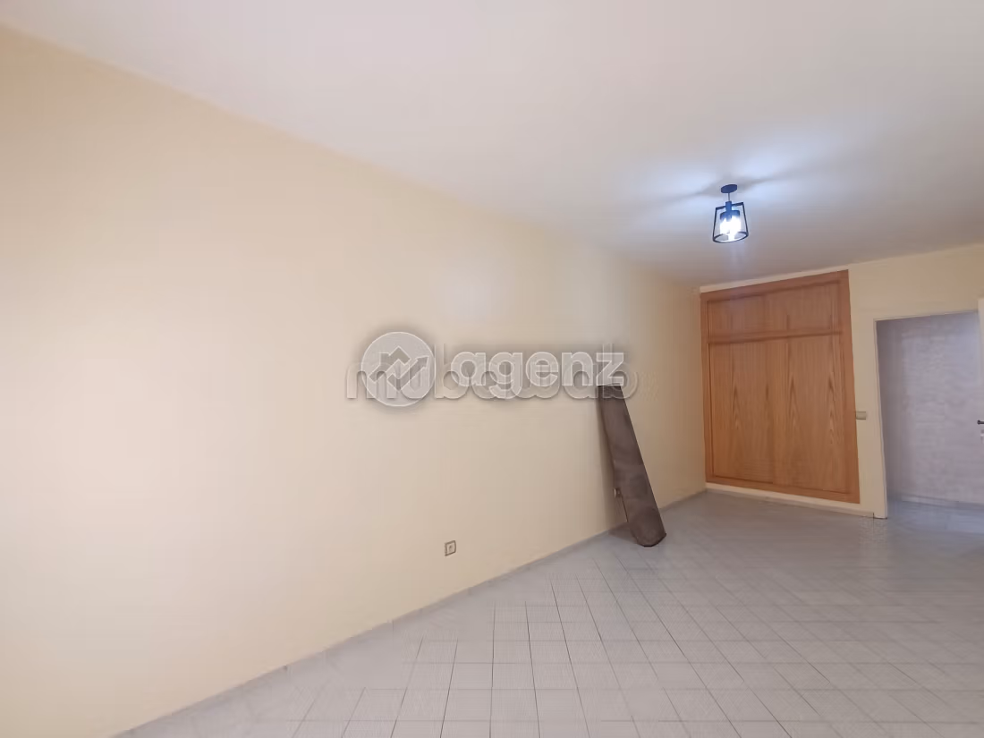 Appartement à vendre 127 m², 3 chambres 
Mers Sultan Casablanca