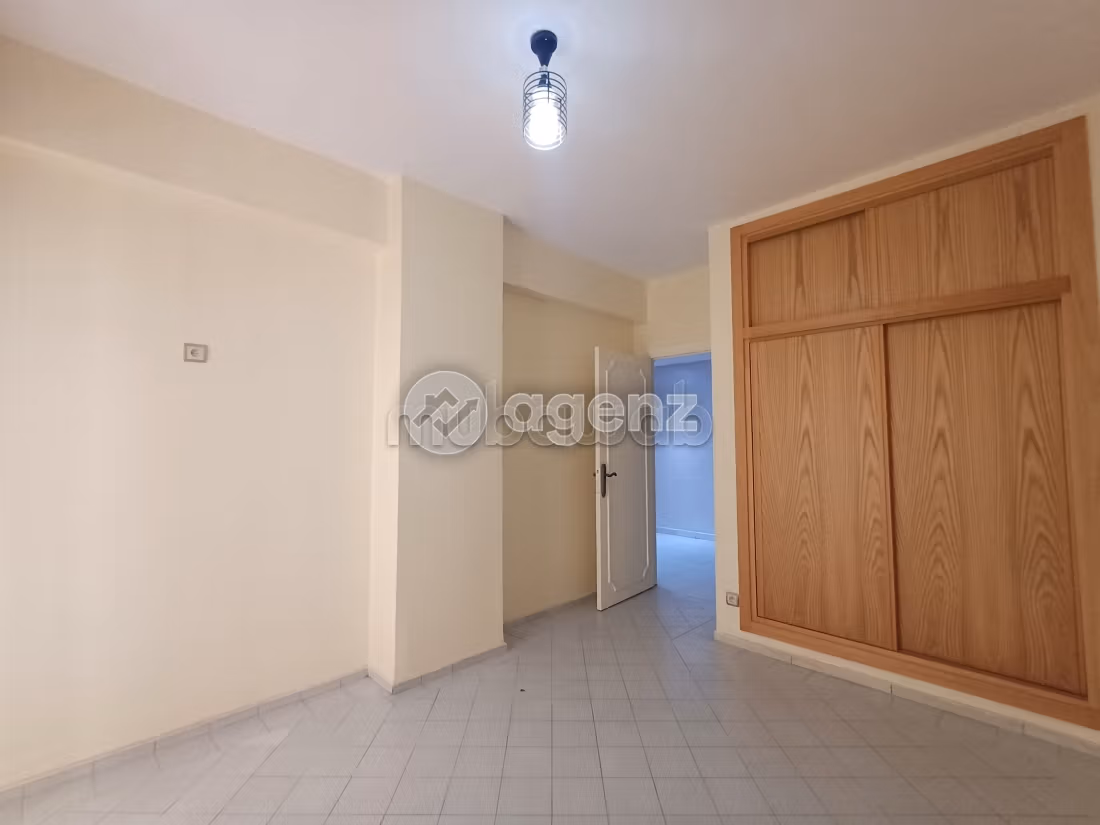 Appartement à vendre 127 m², 3 chambres 
Mers Sultan Casablanca