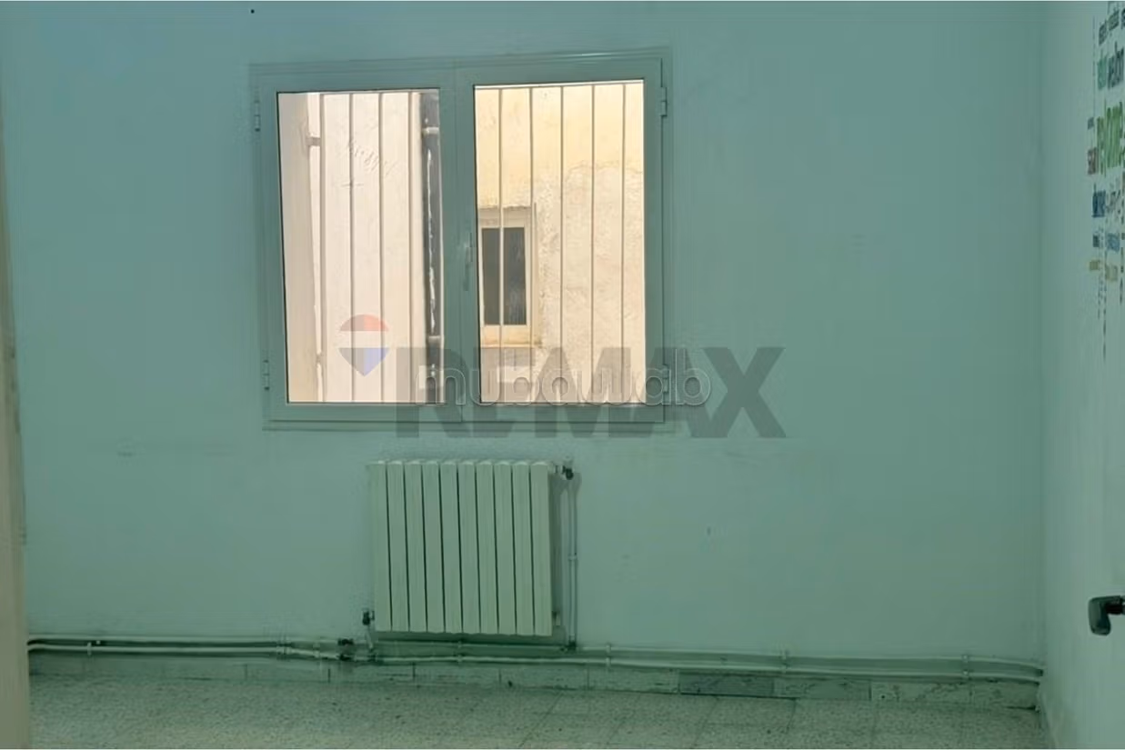 Affittasi Ufficio di 95m² ad Ariana Ville