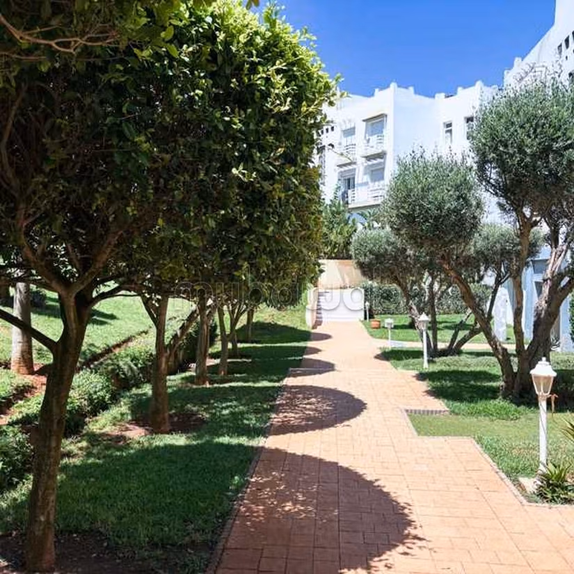 Appartement à Vendre de 101.0 m² à Dar Bouazza,
Tamaris2