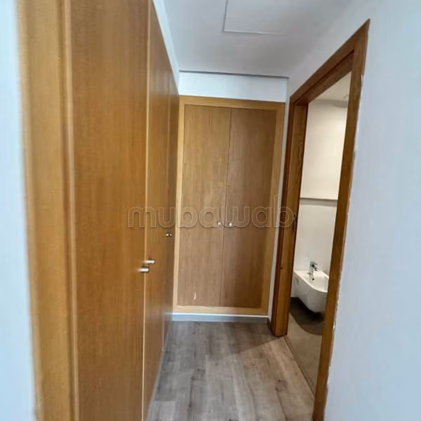 Appartement à Vendre de 266.0 m² à Casablanca, Oasis — 3