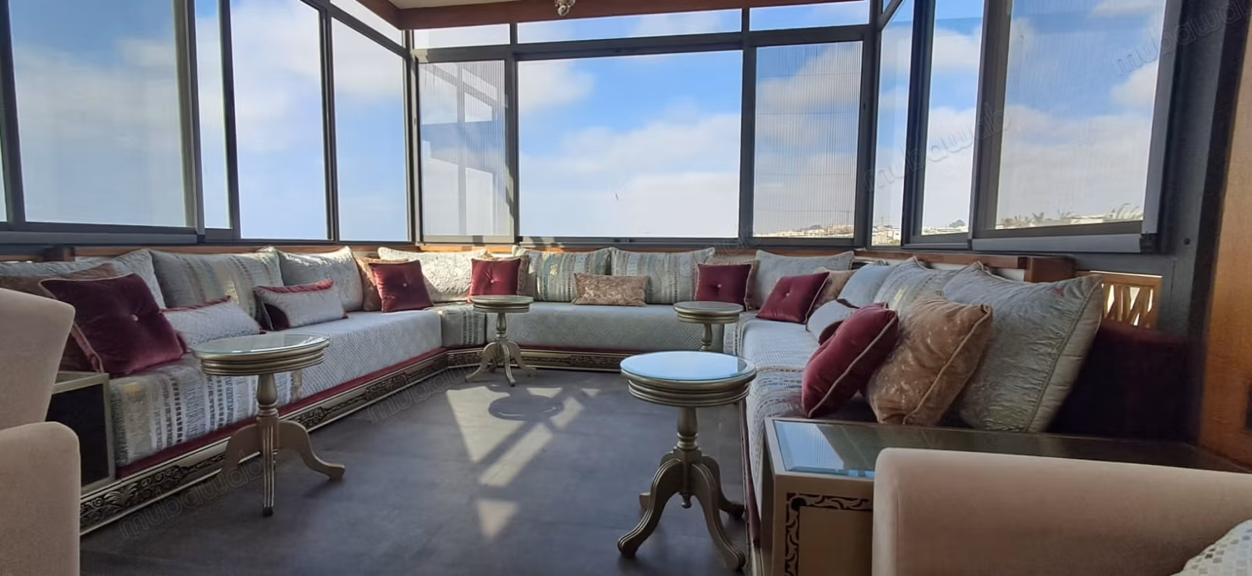 Apartment with Sea View