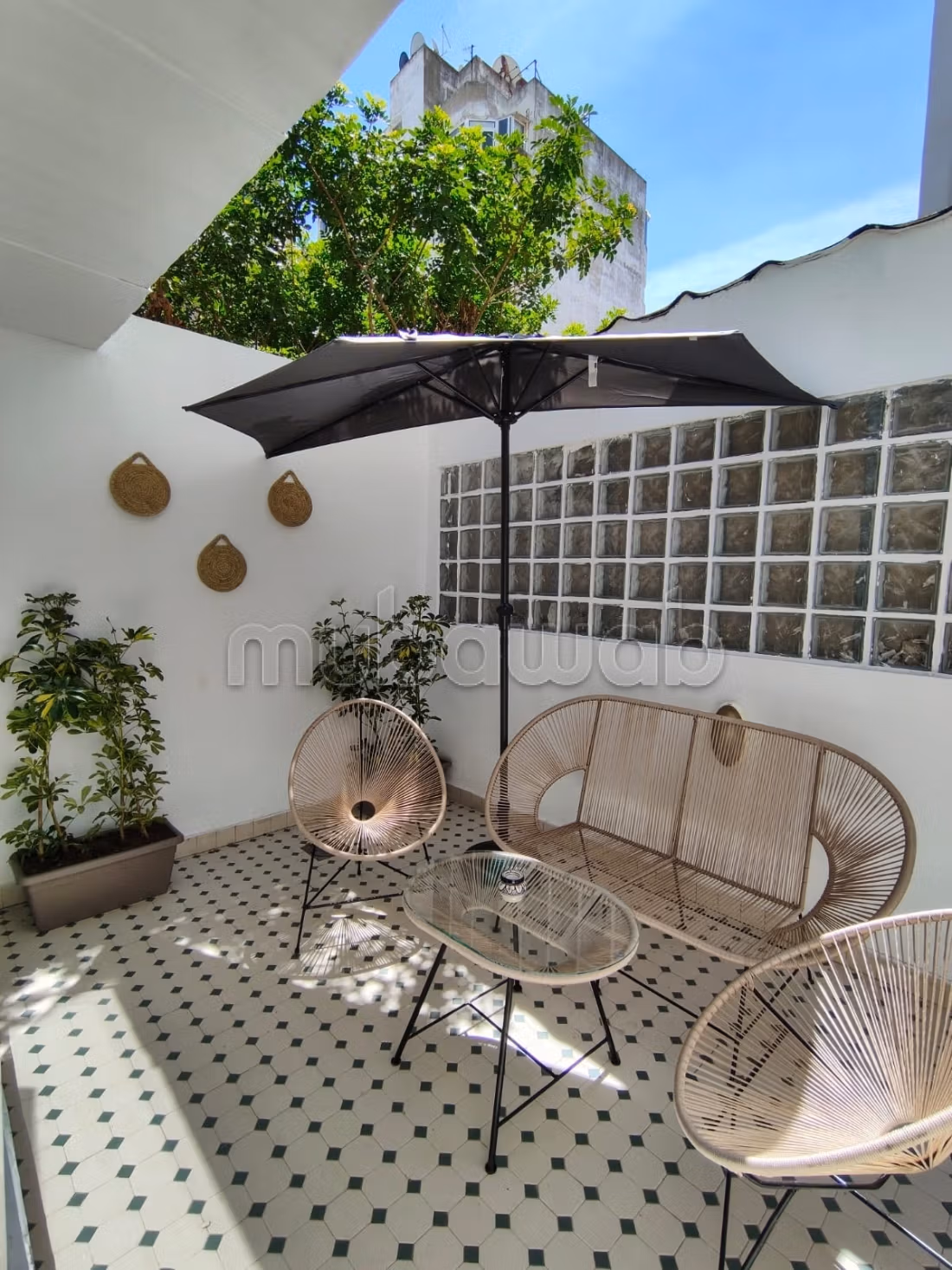 Beau studio meublé à louer à gauthier — 2