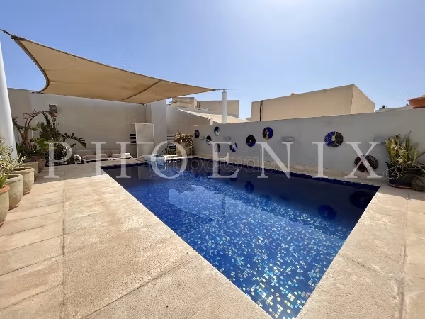 Penthouse S4 meublé avec piscine au lac 2