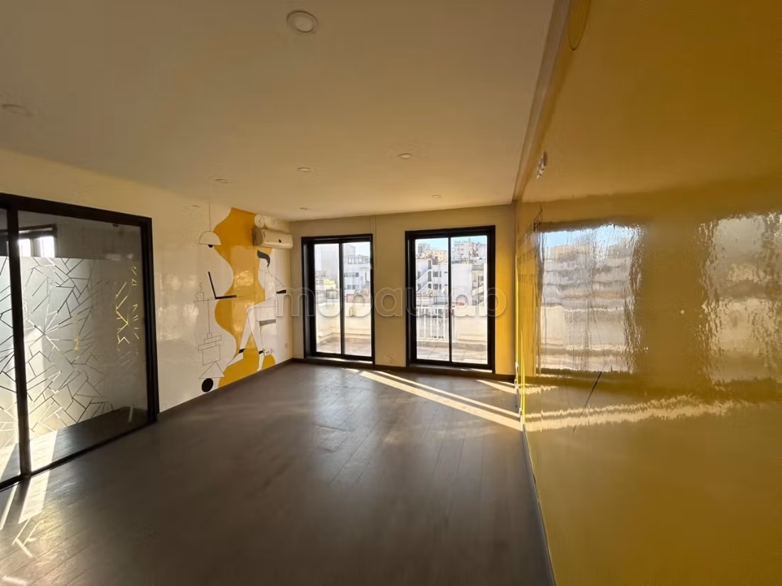 Edificio de oficinas 1450 m² Gauthier
