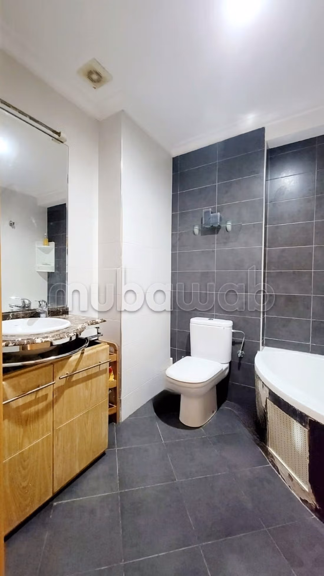 Appartement resisdence fermeé ave grand balcon — 2