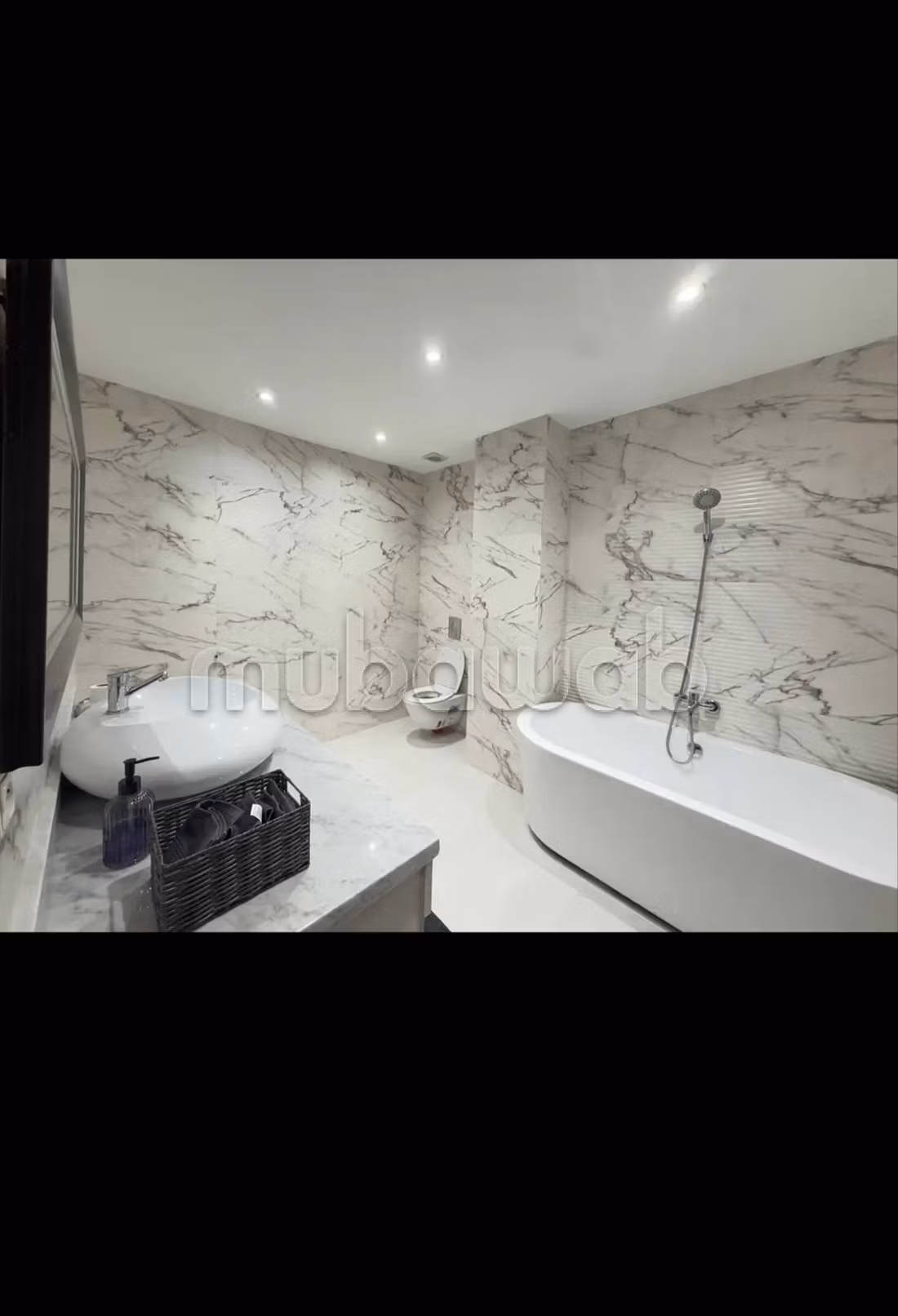 Villa a la location meublé a ain Diab 450000dh