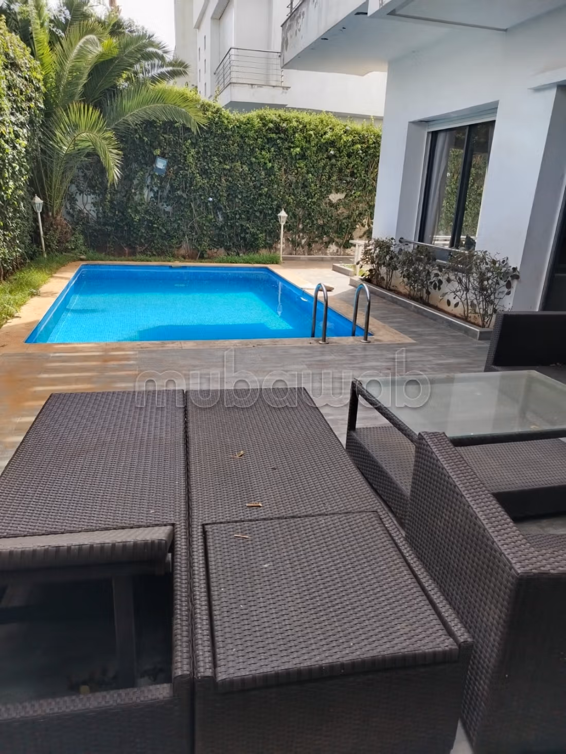Villa a la location meublé a ain Diab 450000dh