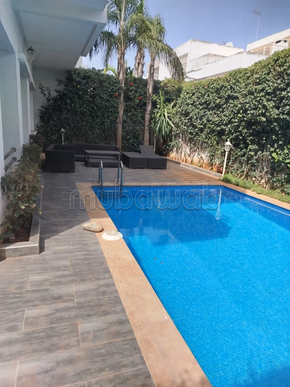 Villa a la location meublé a ain Diab 450000dh
