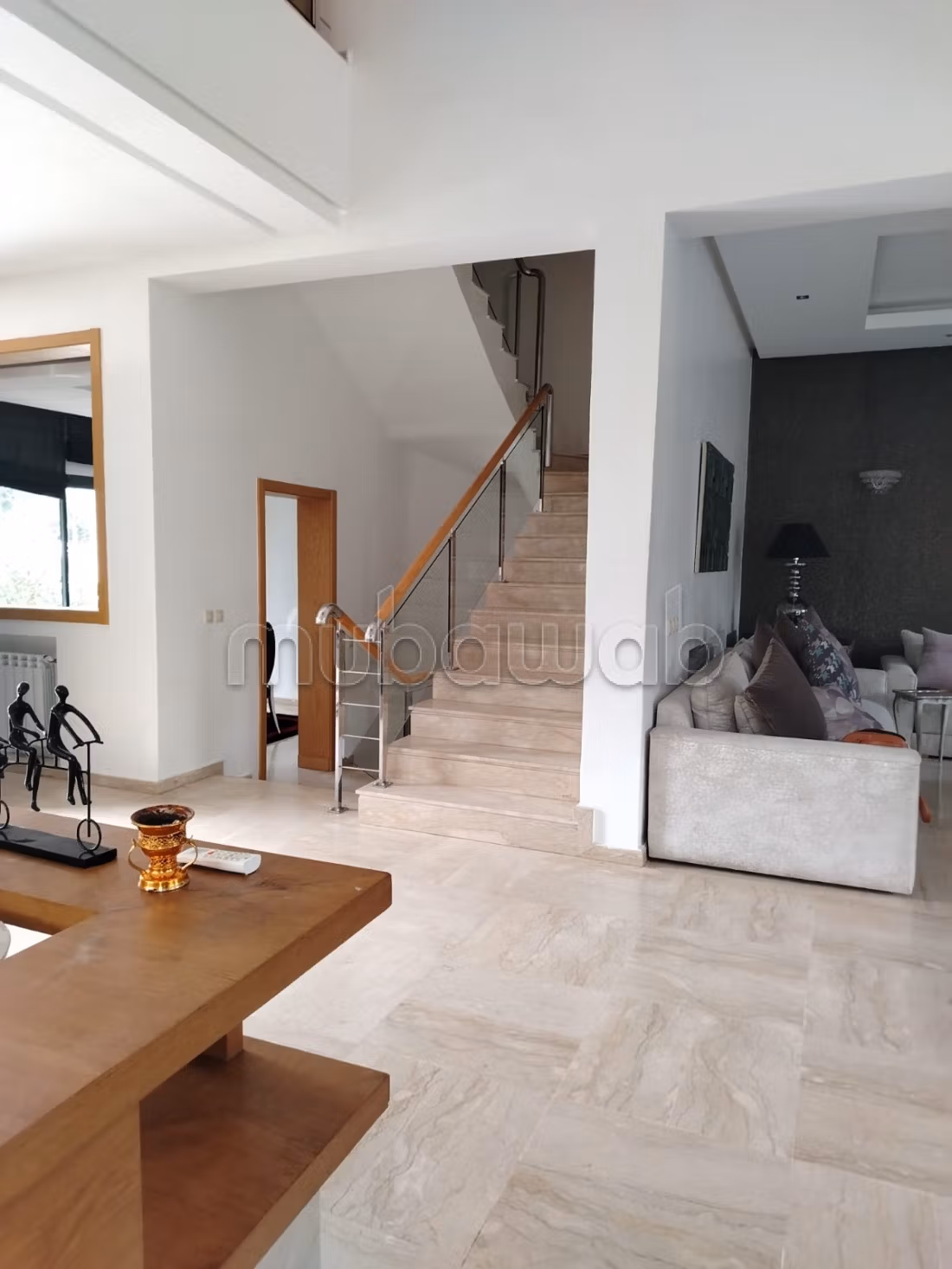Villa a la location meublé a ain Diab 450000dh
