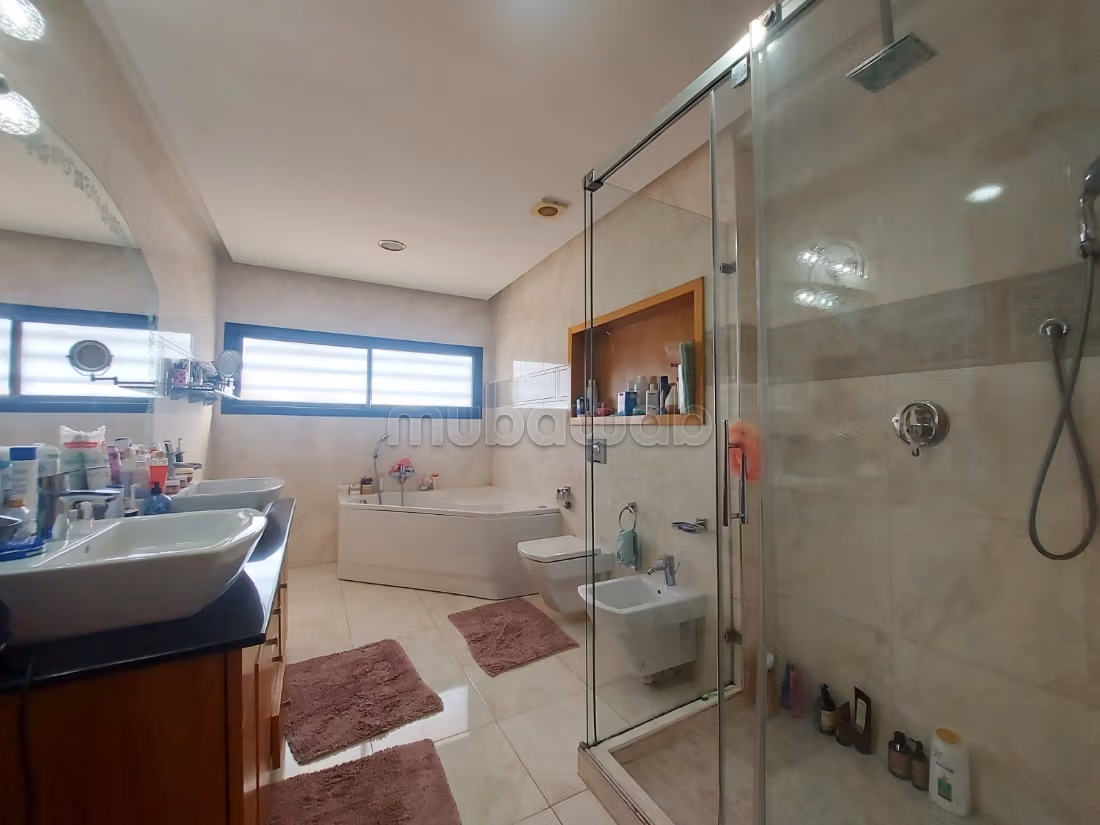 Bouskoura Villa with Pool