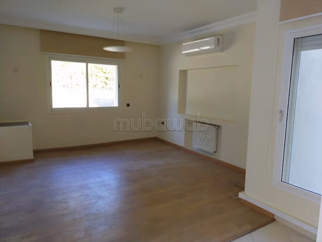 Villa for rent in Souissi