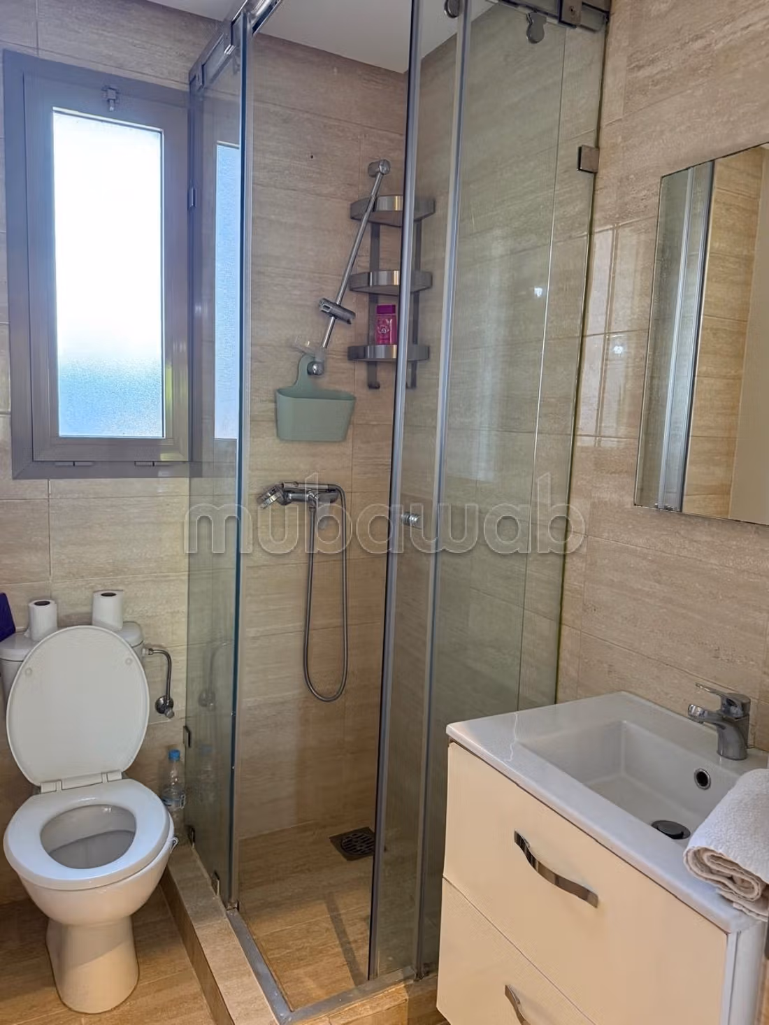 Très bel appartement pour une location saisonnière à Agdal. 4 pièces. Prestation de conciergerie, belle Piscine