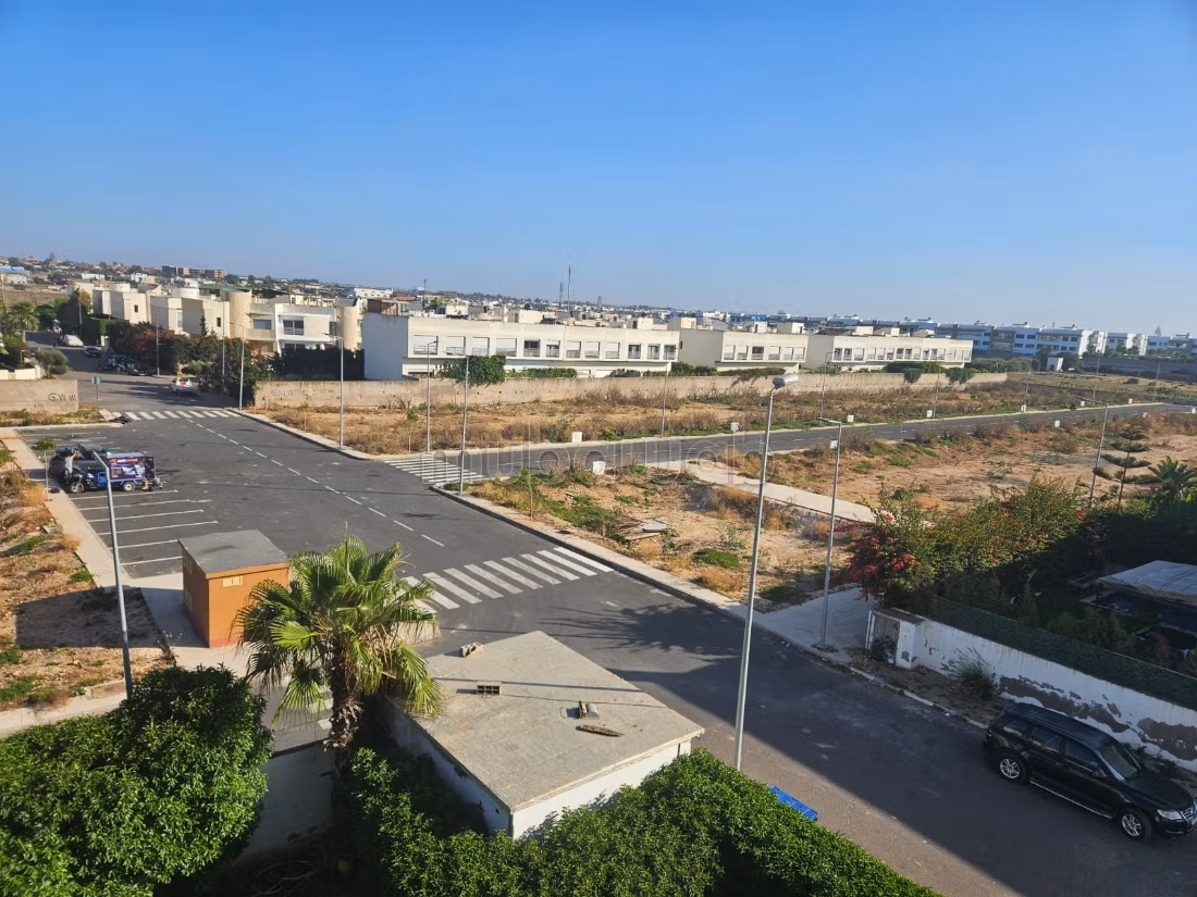 Loue appt 3 façades 150 m2 residence sécurisé