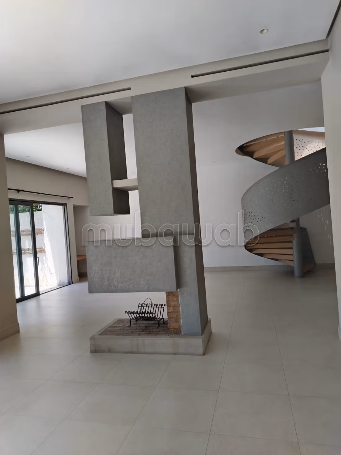 Manifique Villa a la location vide a anfa 60000dh