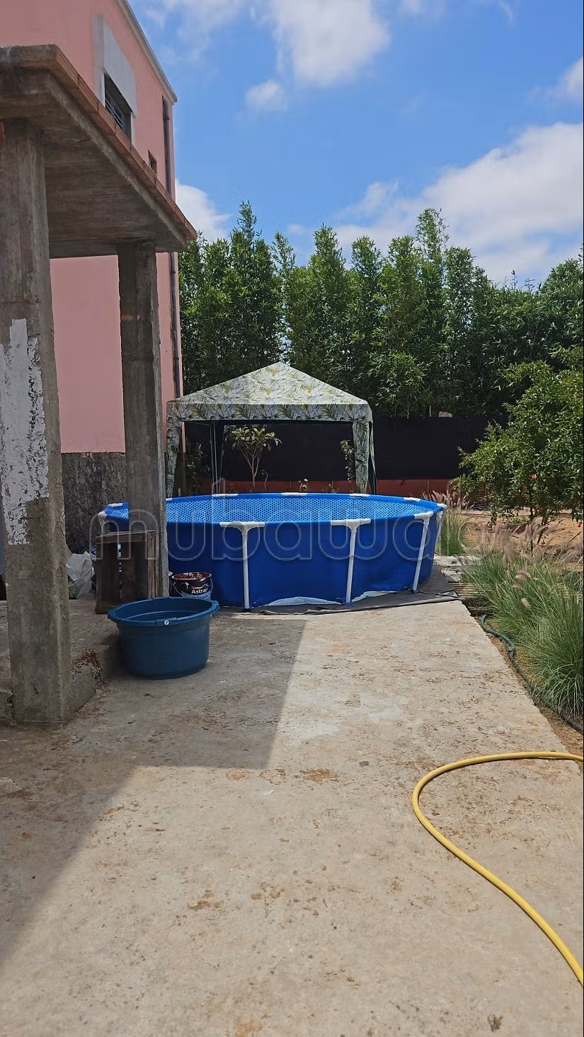Granja en Al Aarjat