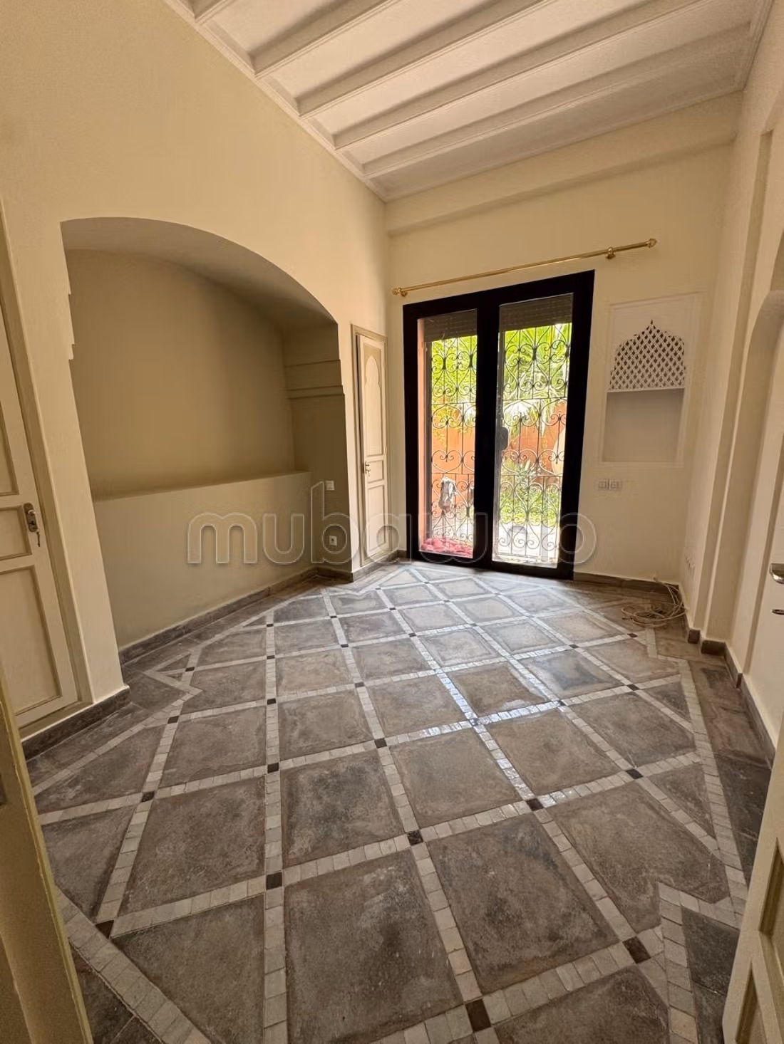 Superbe appartement à vendre à Agdal. 
2 chambres agréables. 
Piscine et service de Conciergerie — 2