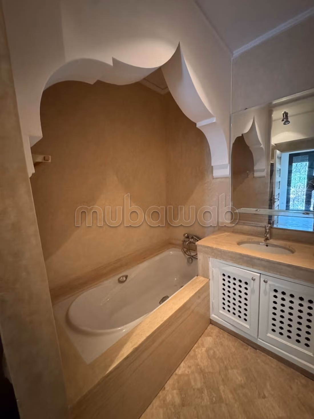 Superbe appartement à vendre à Agdal. 
2 chambres agréables. 
Piscine et service de Conciergerie — 4