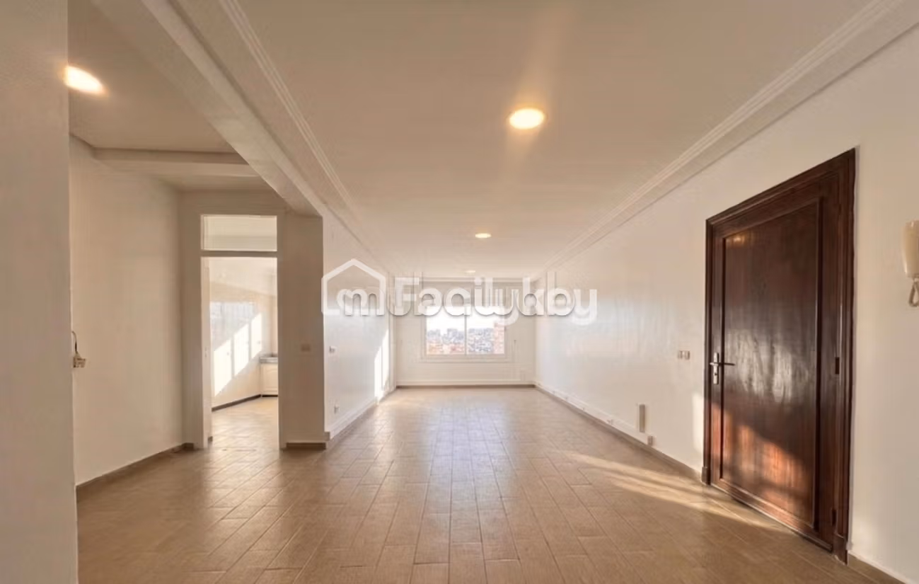 Ufficio di 107 m² a Casablanca
