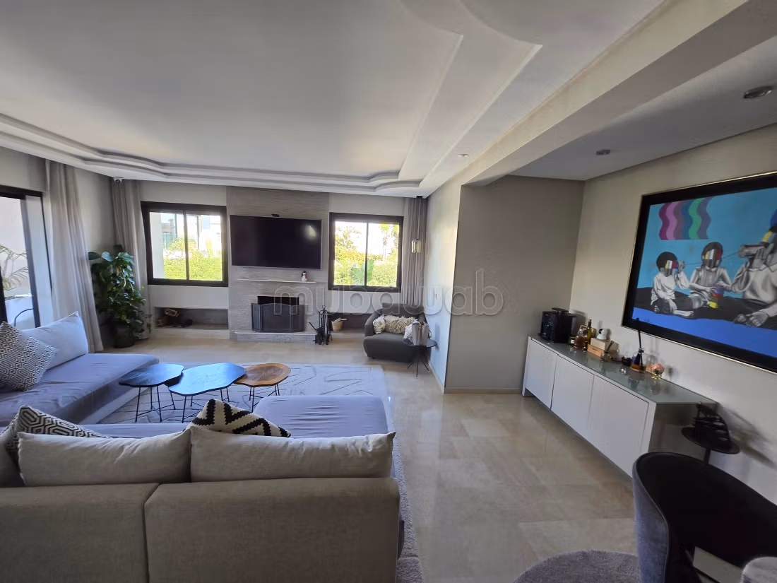 Location de 4 chambres vide à Ain diab — 6