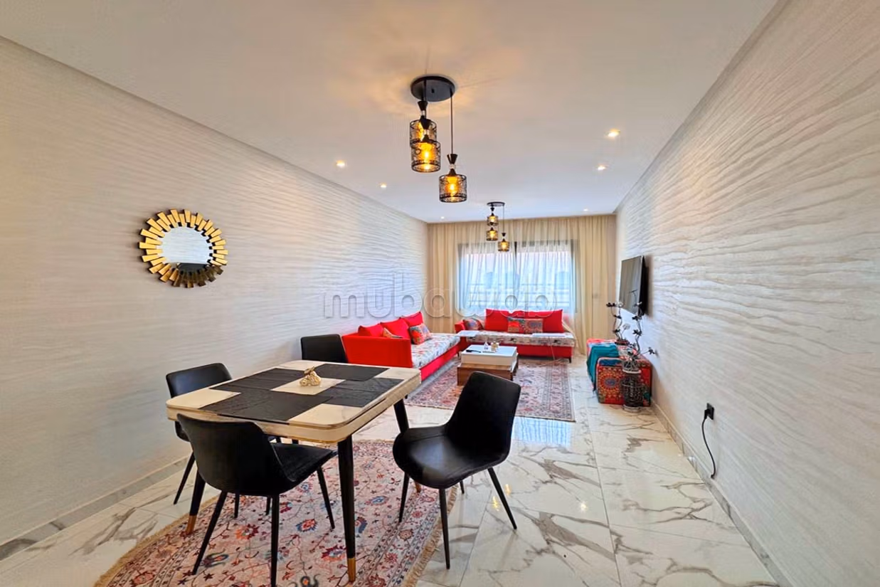 Appartement 2 chambres, Piscine et Parking SS — 2