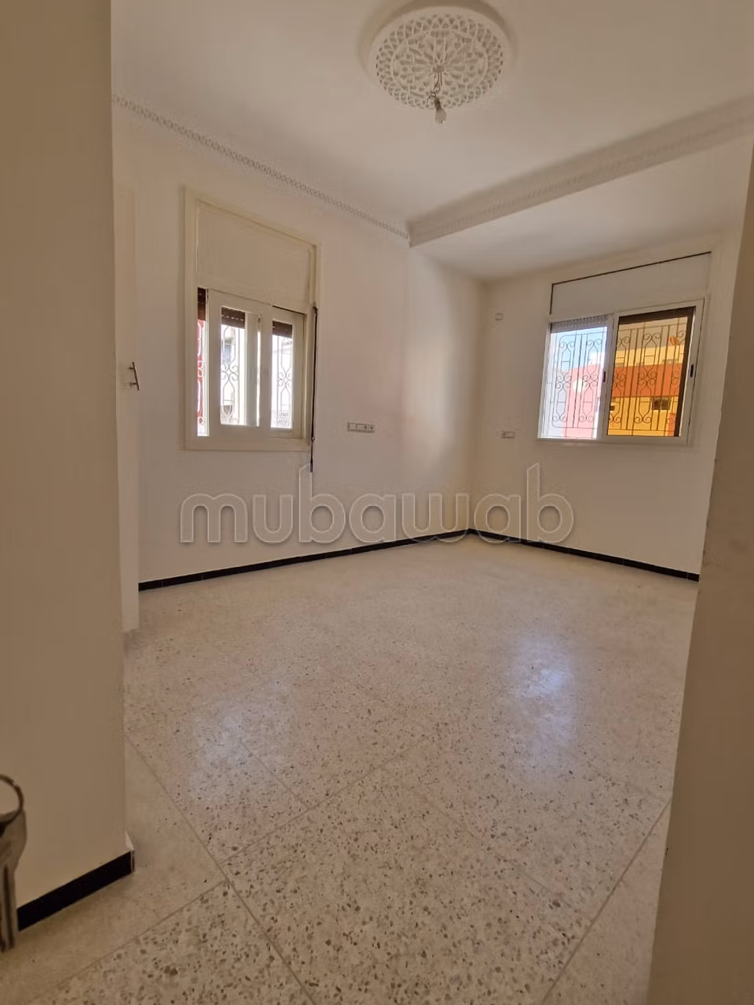 Casa di lusso in affitto a Hay Nahda. 2 camere eleganti. Terrazza