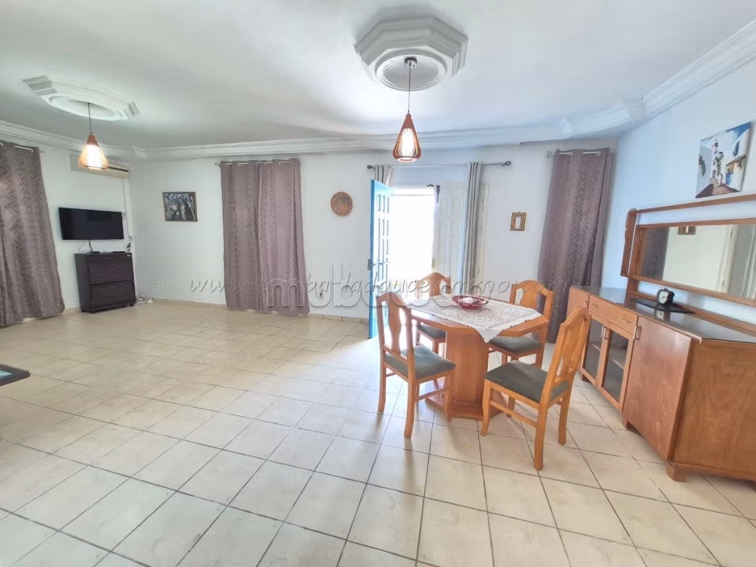 Posizione annuale bella casa S3 a Tézdaine