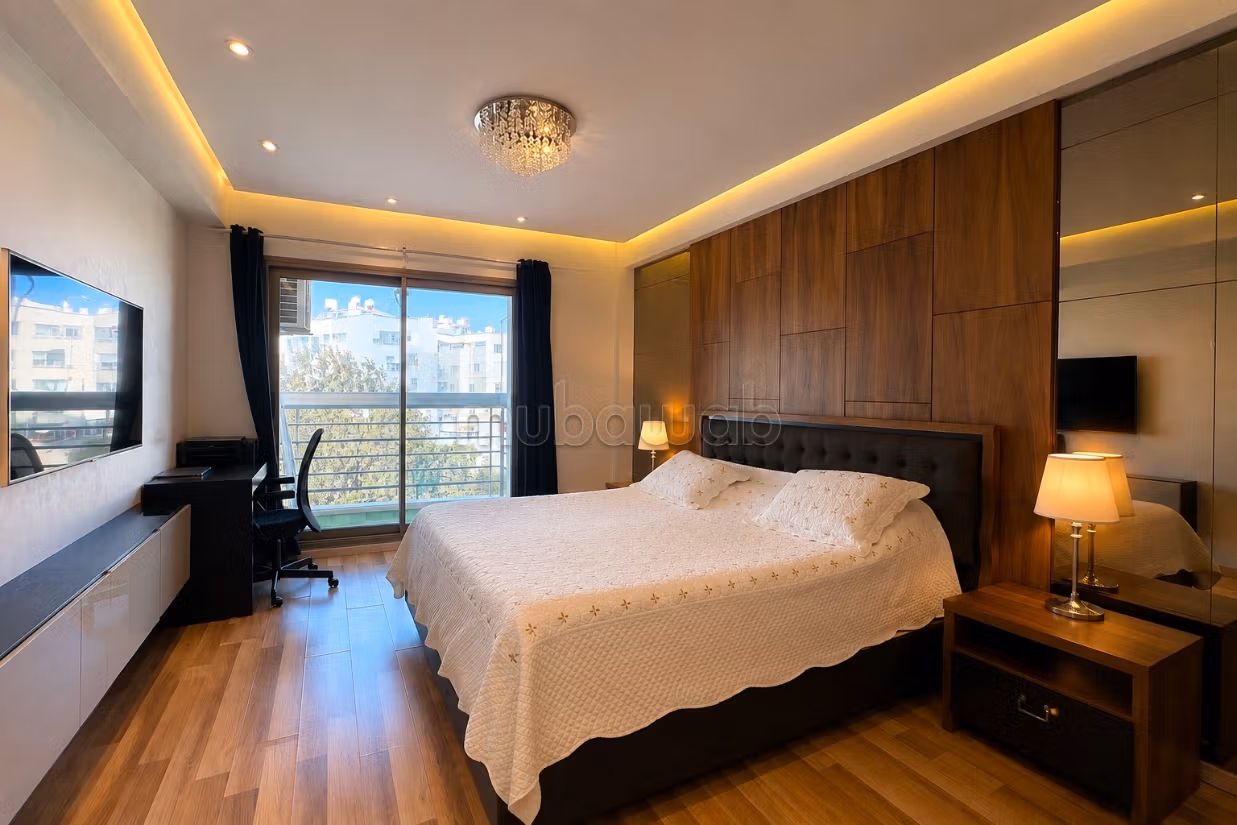 Appartement haut standing entièrement rénové 148m2 — 4