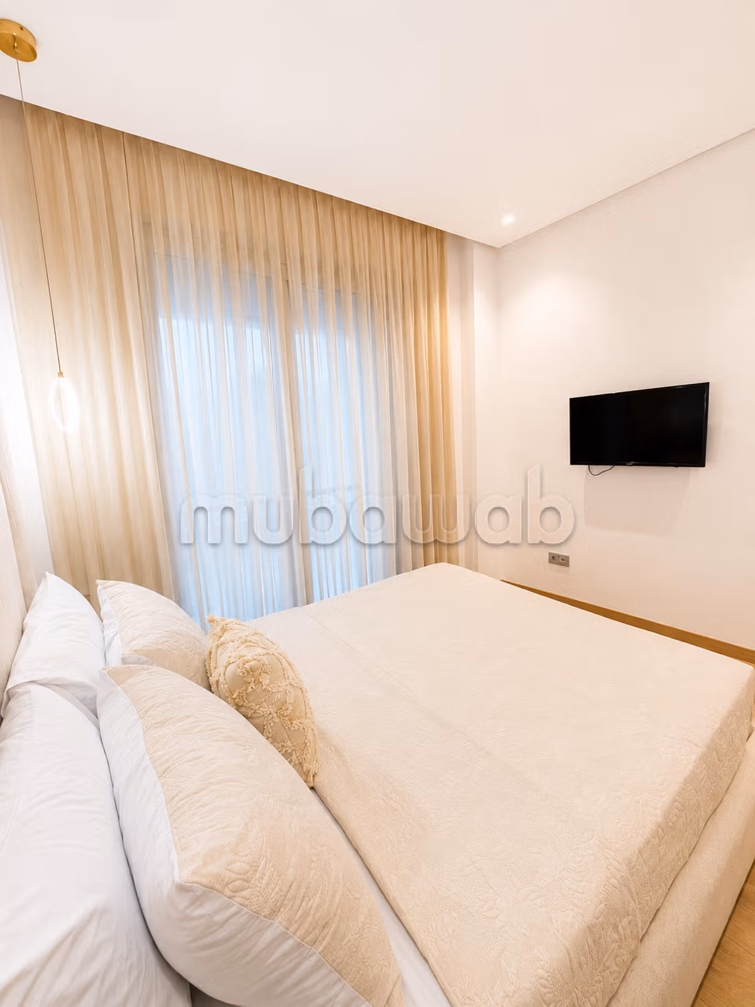 Appartement en location à malabata.
Surface totale 130 m².
Meublé
