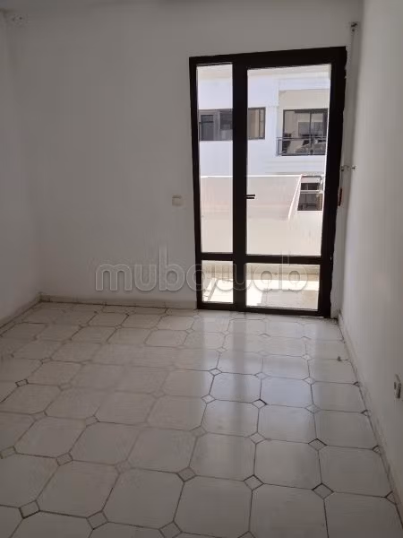 Apartment for sale in Guich Oudaya. Area 75 m². Satellite dish and armored door