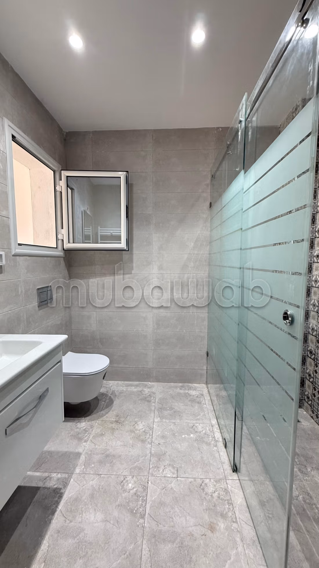 Appartamento S2 di 120m2 a Riadh Andalous
