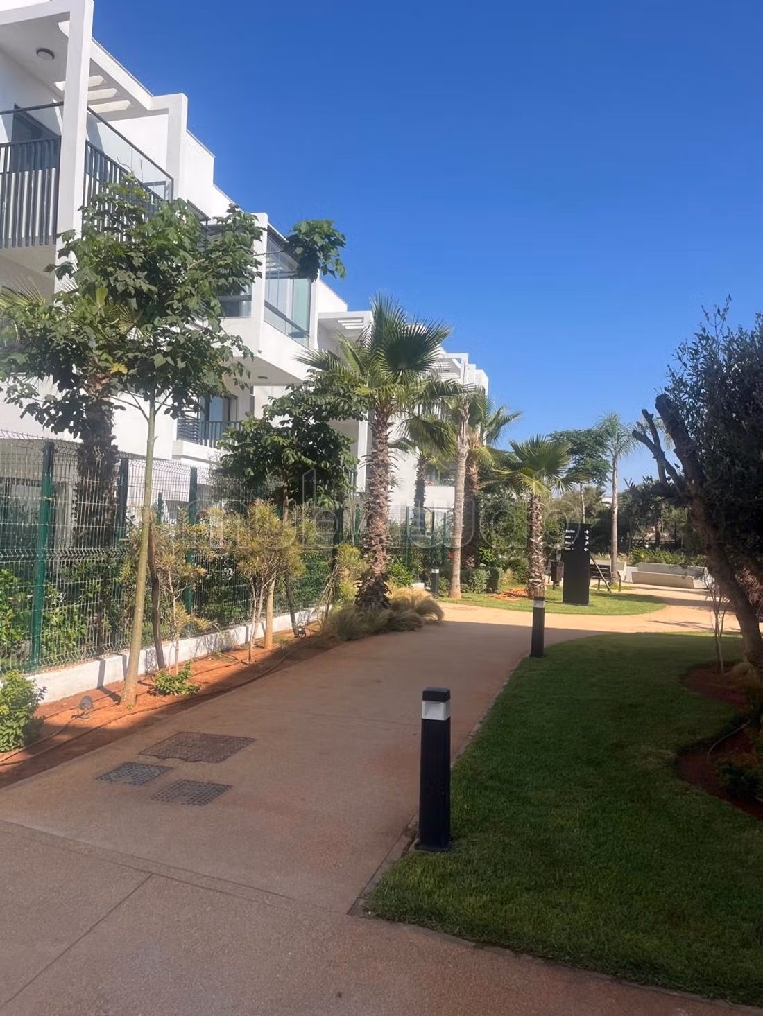 BEL appartement à louer 
AIN DIAB extension
