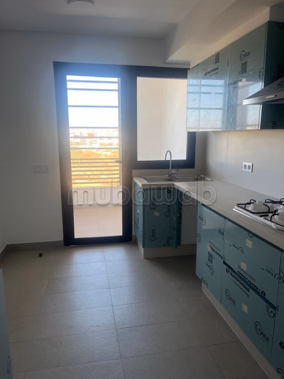 BEL appartement à louer 
AIN DIAB extension — 5