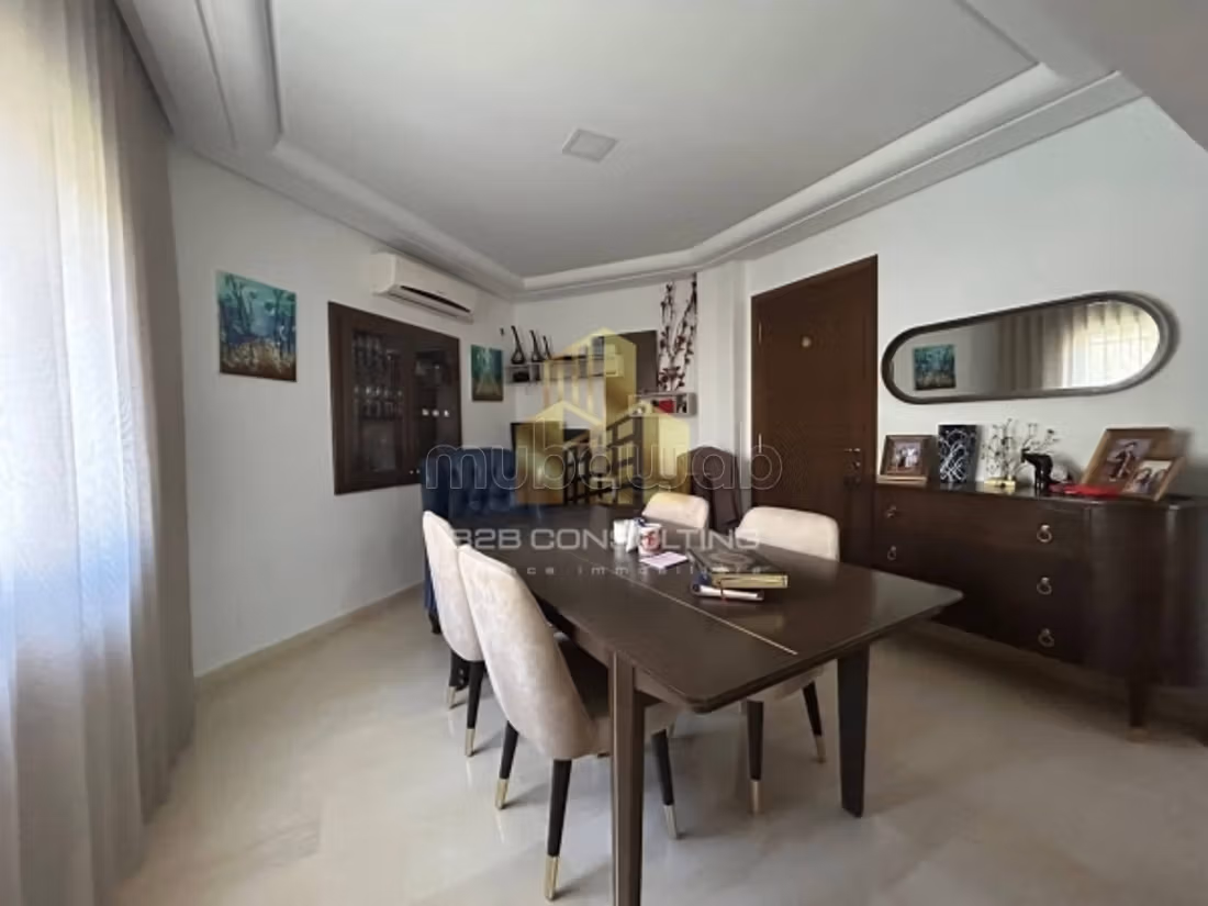 A vendre une villa s 4 a la marsa