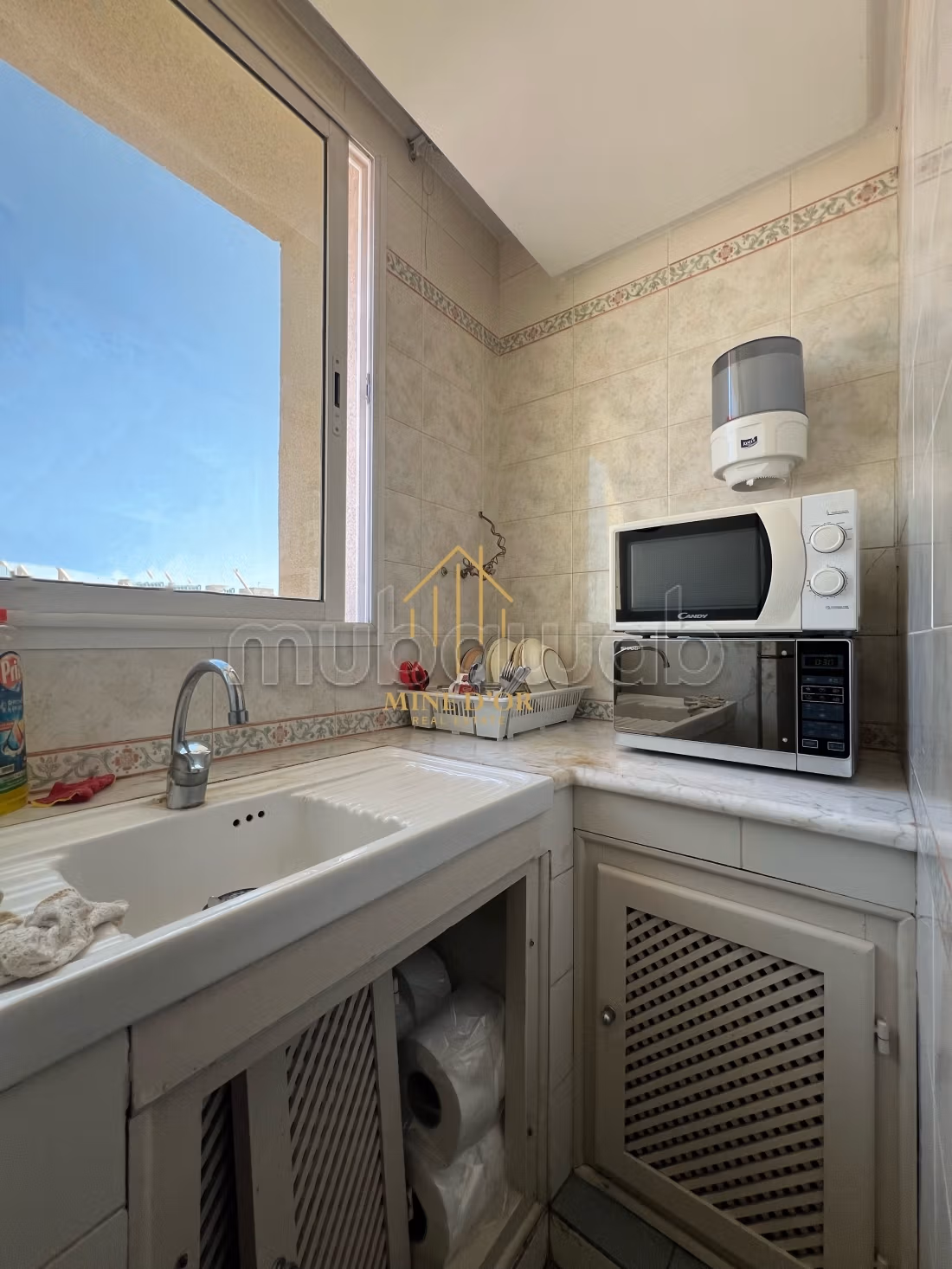 In vendita un piano di 475 m² al Centro Urbano Nord
