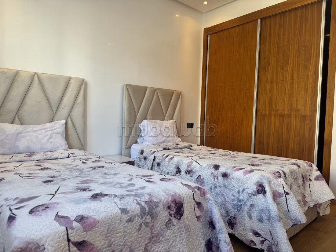 موقع شقة في فاونتي. على بعد دقيقتين من الشاطئ المساحة الإجمالية 80 مترًا مربعًا. خدمات الكونسيرج متاحة، نظام تكييف الهواء