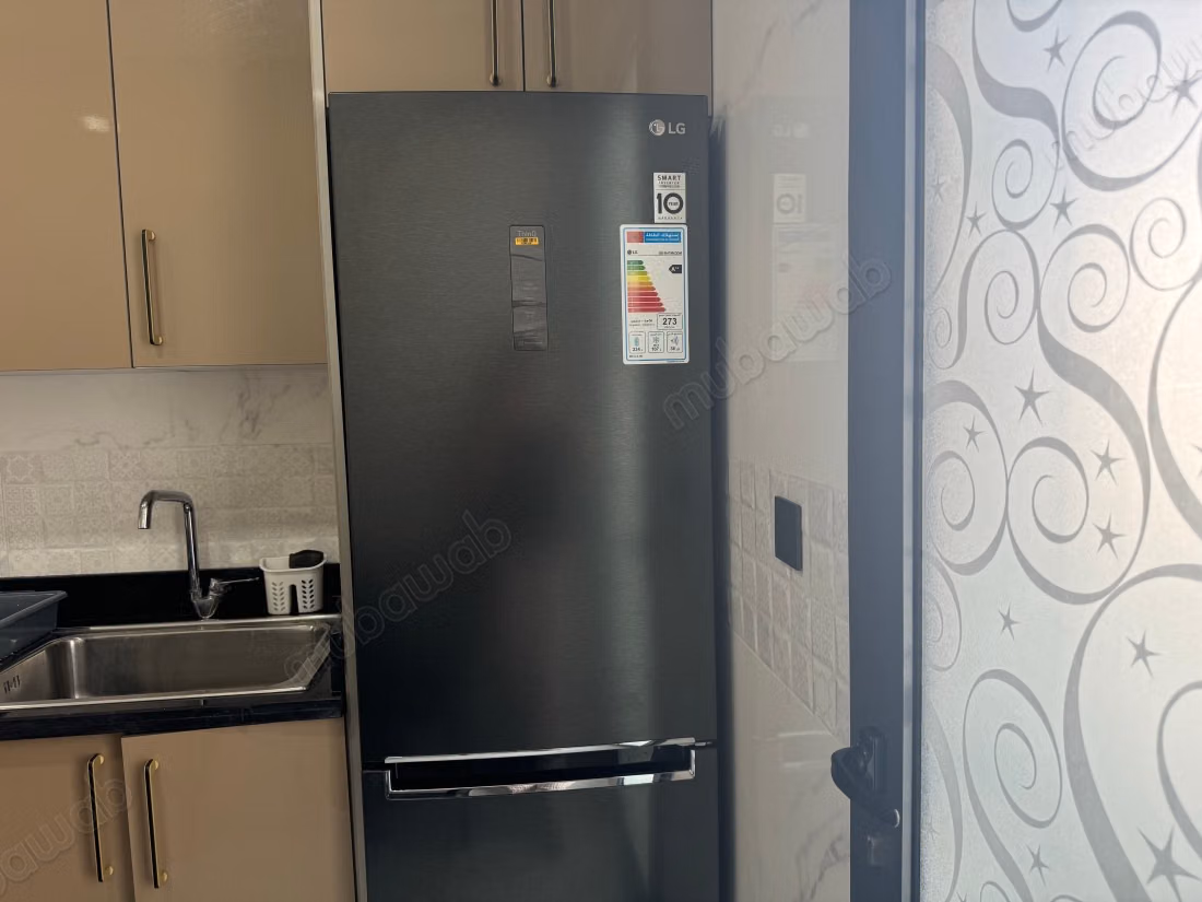 Rental of an apartment in Founti. 2 minutes from the beach Total area 80 m². Concierge service available, air conditioning system