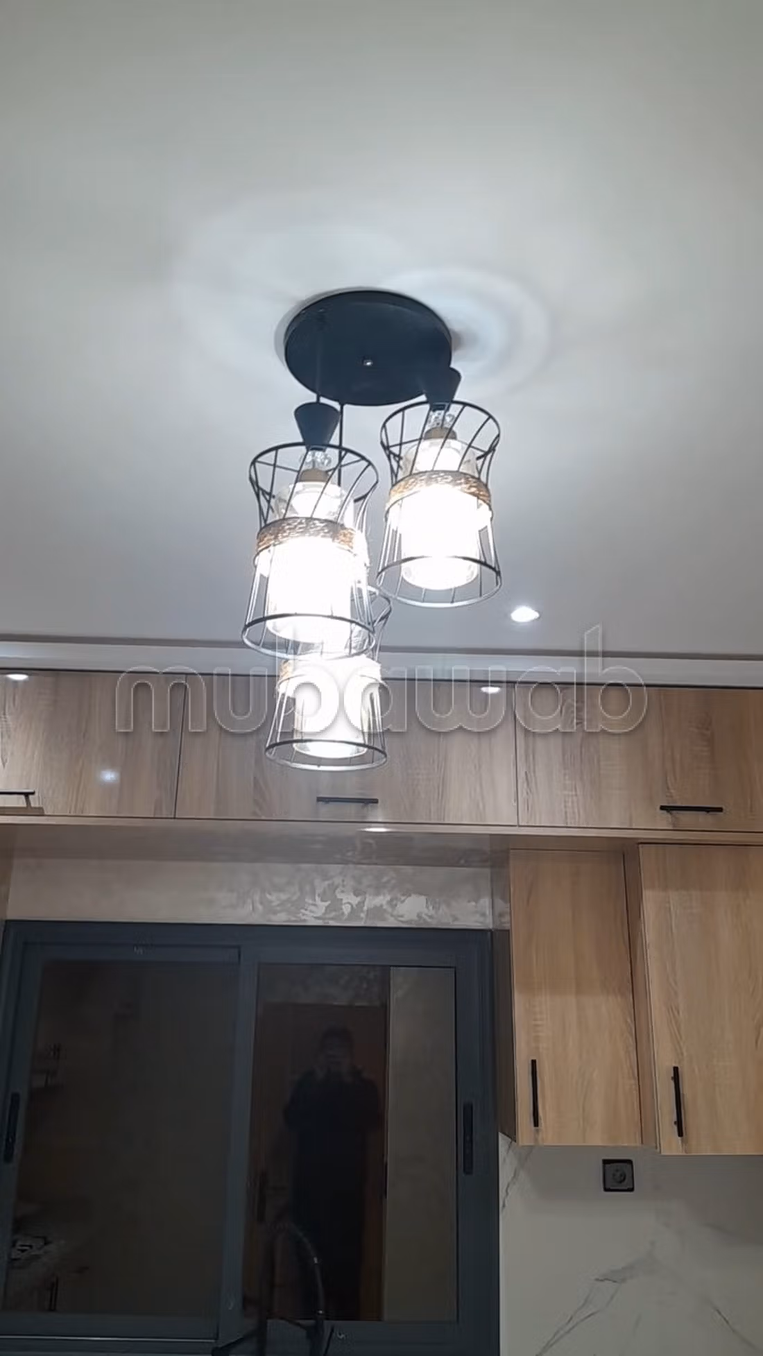 Appartement à vendre à Azrou. 3 grandes pièces. Porte solide et double vitrage