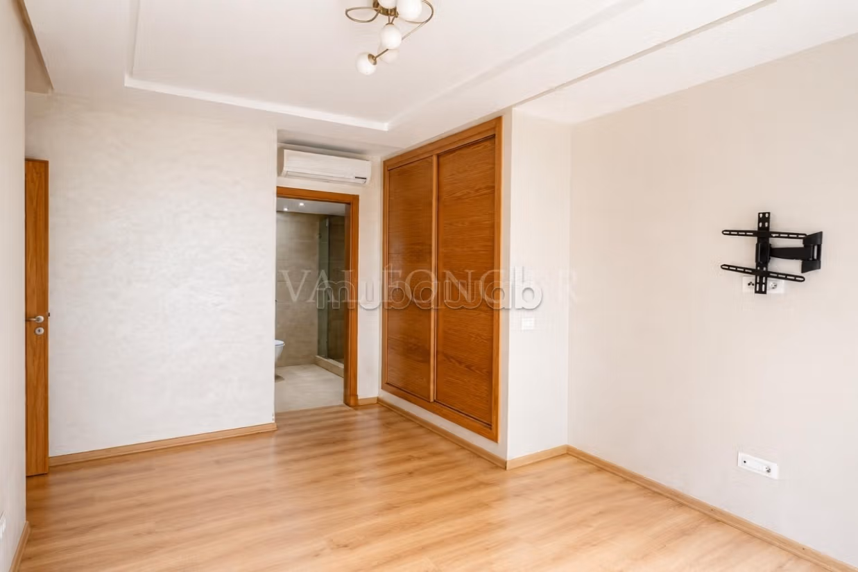 Location Nice Apartment 100m2 2Bedrooms Oasis, Casablanca