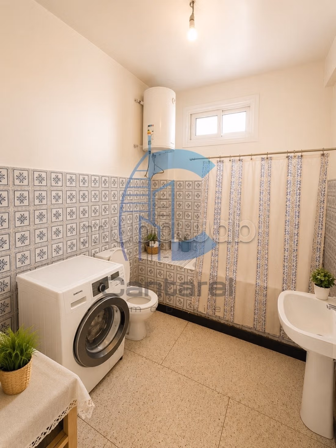 Venta villa a renovar - Triángulo de Oro