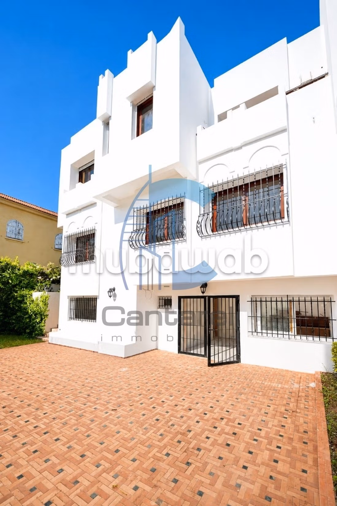 Villa de 450 m² à louer pour usage bureau – Proche Studio des Arts Vivants — 2