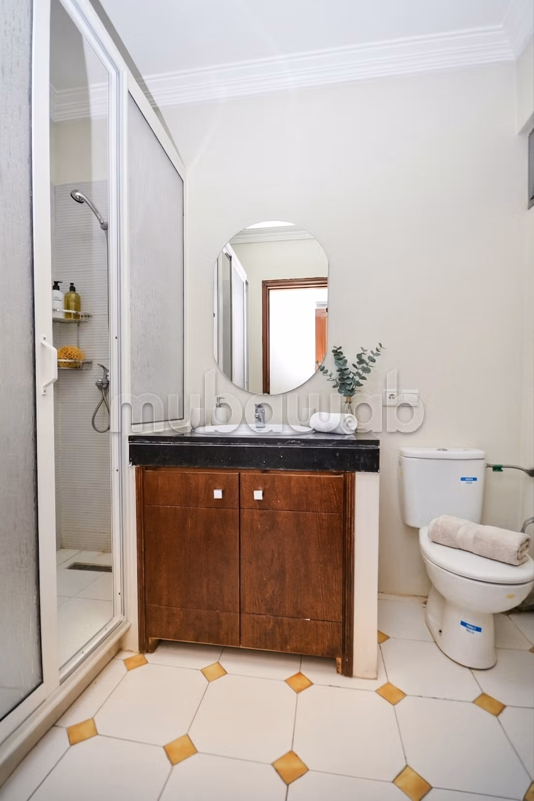 Gemeubileerd 2 kamers — Gauthier, Sebou straat