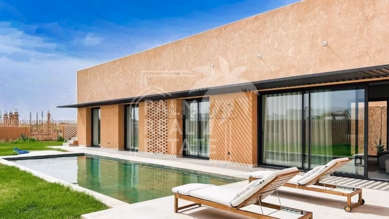 Topdeal villa op de begane grond te koop aan de Ourika-weg